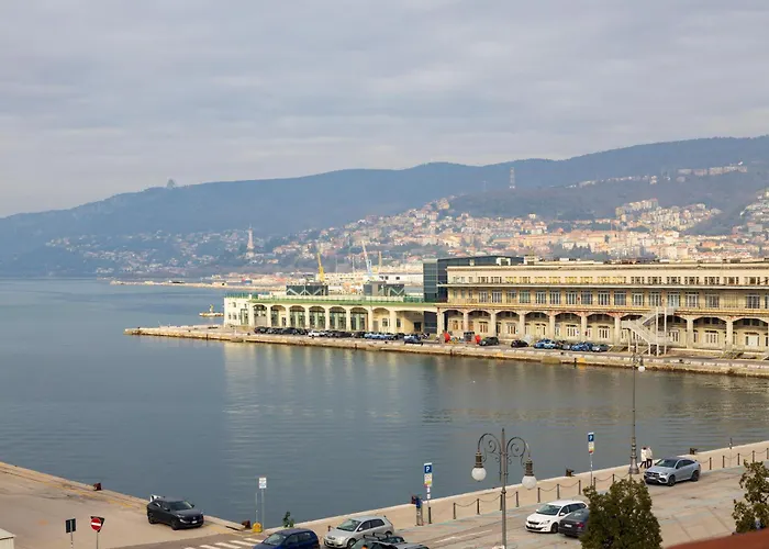 Homey I The Five Apartman