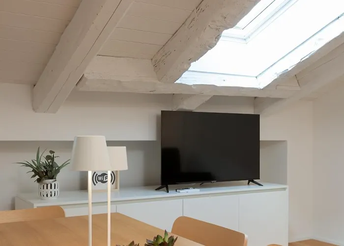 Apartman Homey I The Five *