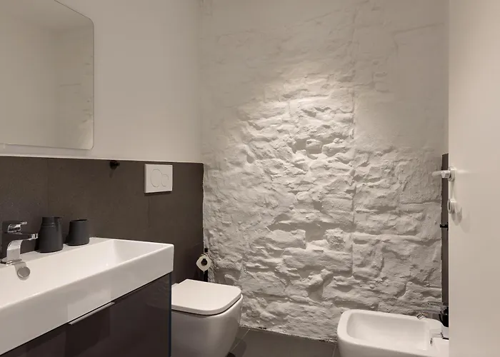 Homey I The Five Apartman