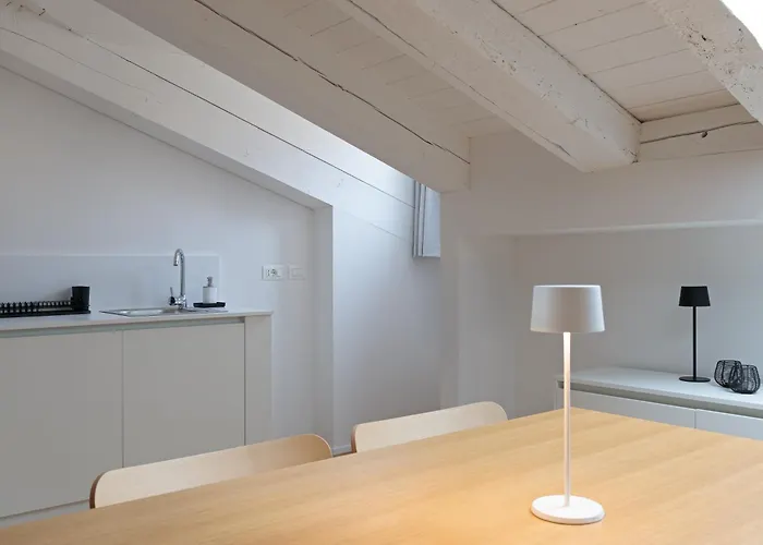 Apartman Homey I The Five *