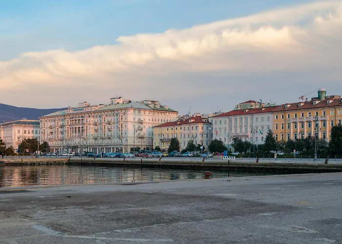 Homey I The Five Apartman Trieszt