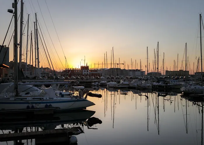 Homey I The Five Apartman